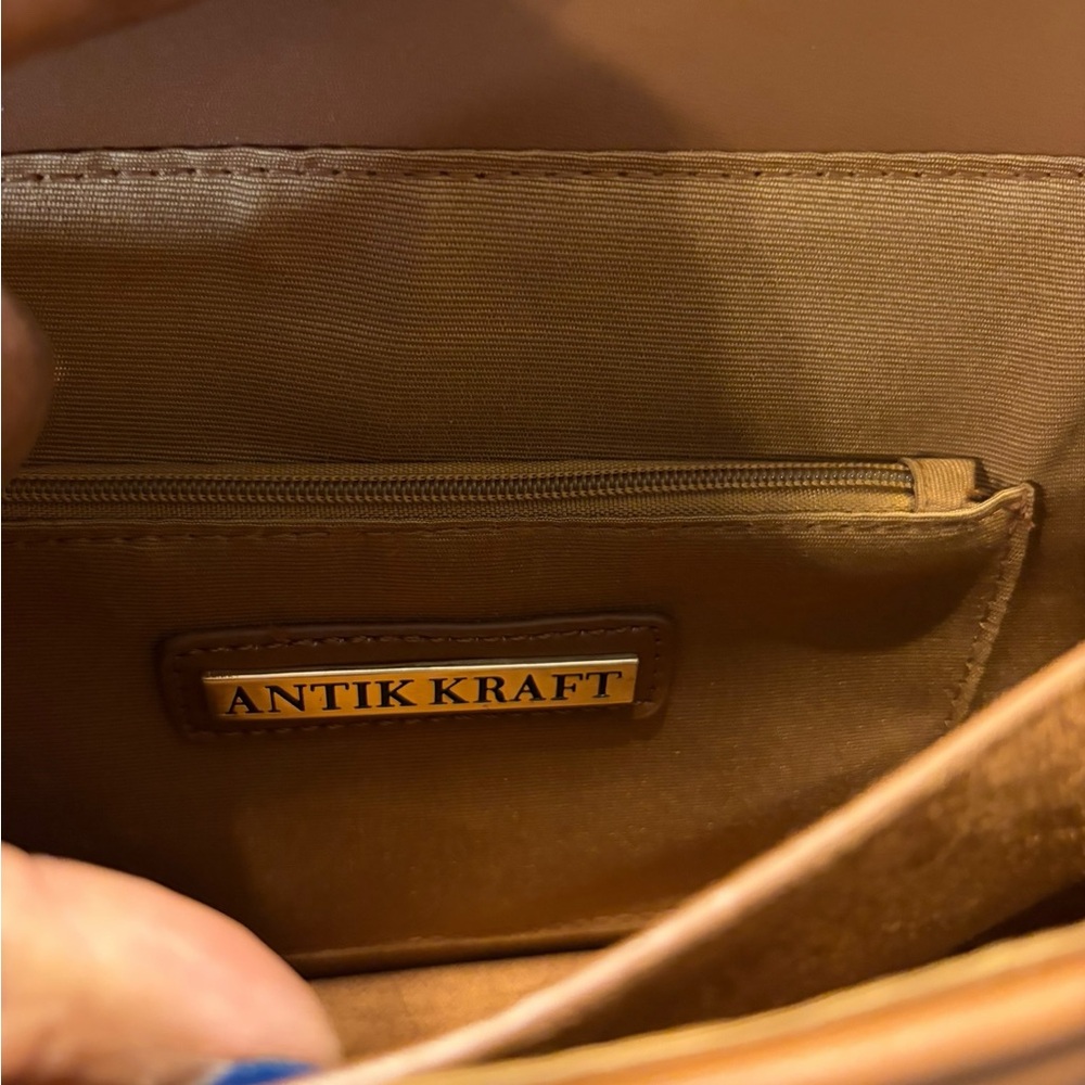 Antik Kraft Tan Crossbody Bag with Shearling Trim - Picture 5 of 7